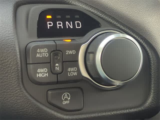 Thumbnail: 2025 RAM 1500 - 23