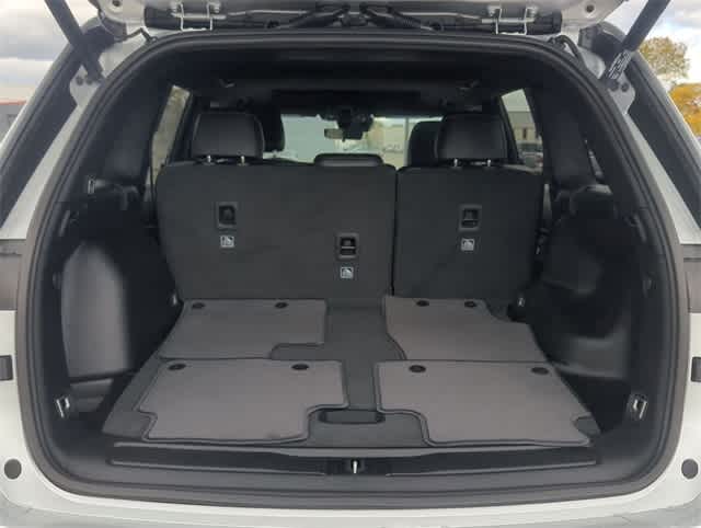 Thumbnail: 2025 Jeep Grand Cherokee - 35