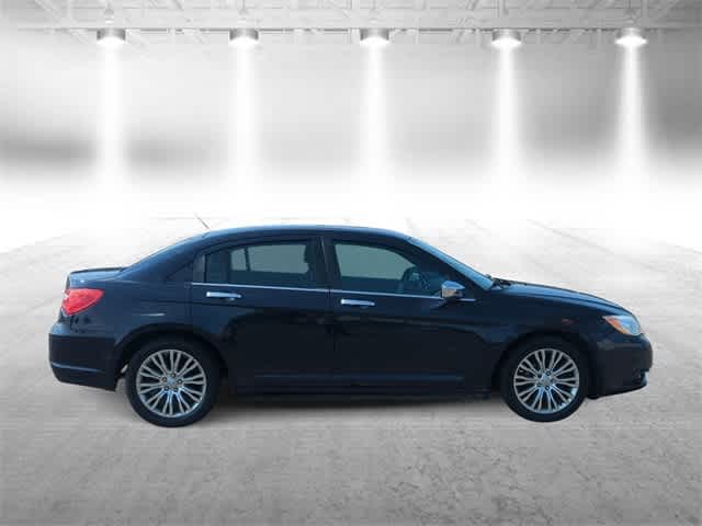Thumbnail: 2012 Chrysler 200 - 9