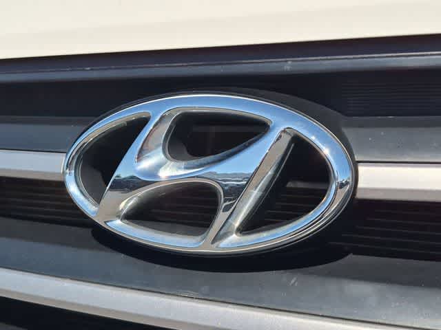 Thumbnail: 2018 Hyundai Tucson - 11