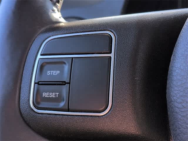 Thumbnail: 2015 Jeep Patriot - 25