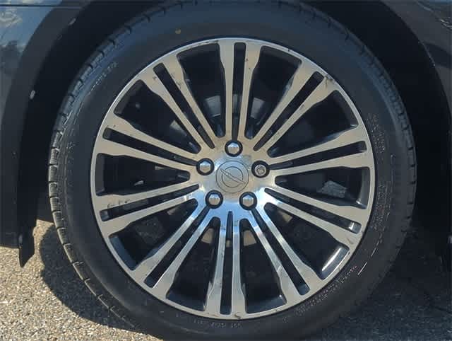 Thumbnail: 2014 Chrysler 300 - 14