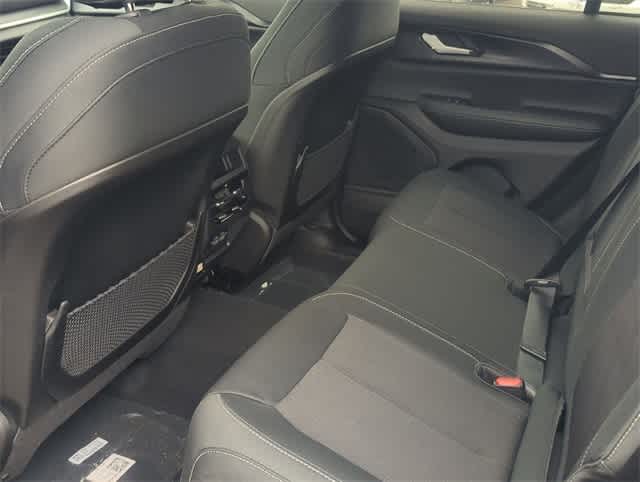 Thumbnail: 2025 Jeep Grand Cherokee - 18