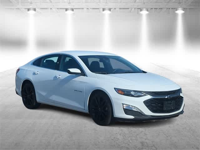 Used 2023 Chevrolet Malibu 1LT with VIN 1G1ZD5ST3PF231636 for sale in Garden City, MI