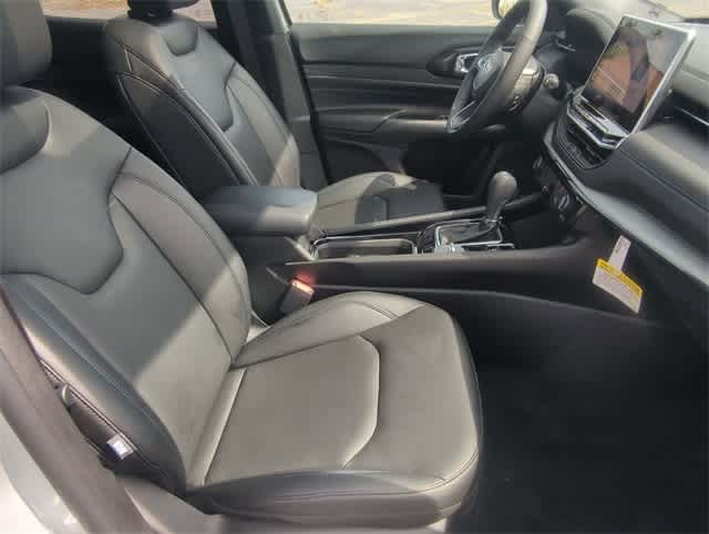 Thumbnail: 2025 Jeep Compass - 23