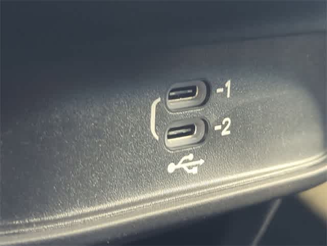 Thumbnail: 2026 Chrysler Pacifica - 31