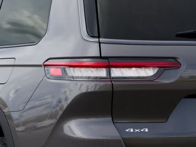 Thumbnail: 2026 Jeep Grand Cherokee L - 9