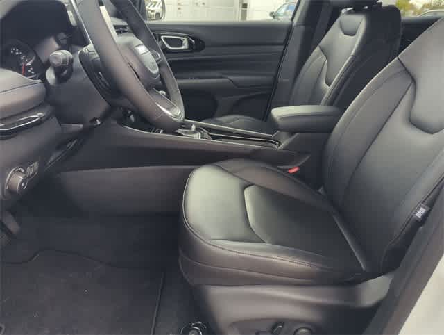 Thumbnail: 2026 Jeep Compass - 16