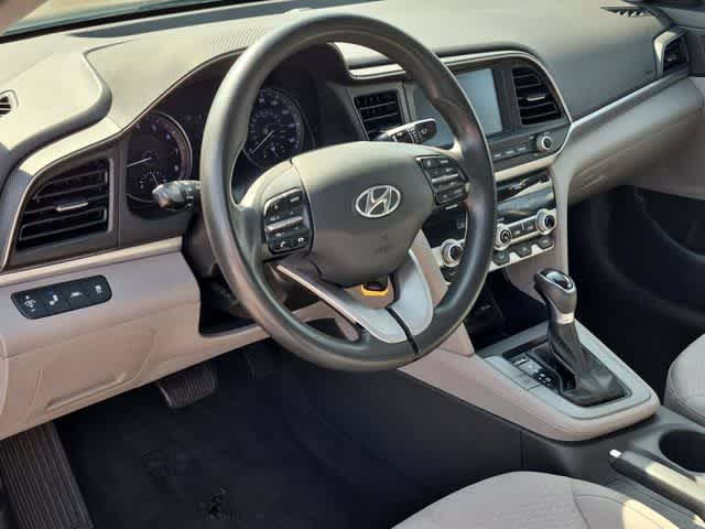 Thumbnail: 2020 Hyundai Elantra - 10