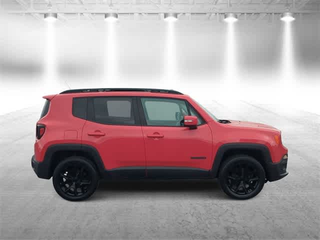 Thumbnail: 2017 Jeep Renegade - 9