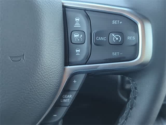 Thumbnail: 2025 RAM 1500 - 24