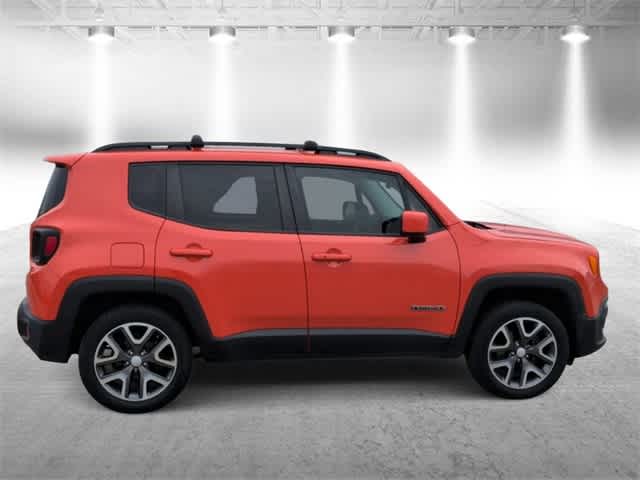 Thumbnail: 2017 Jeep Renegade - 9