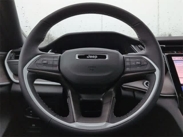 Thumbnail: 2025 Jeep Grand Cherokee - 25