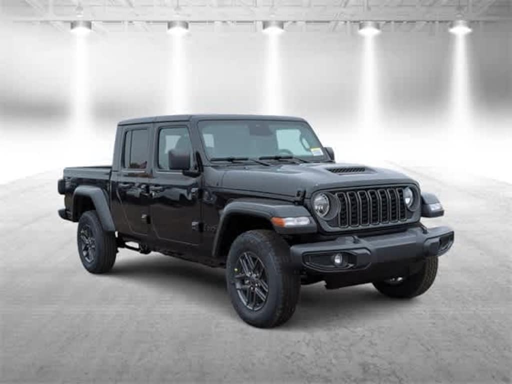 New 2026 Jeep Gladiator Sport S Pickup