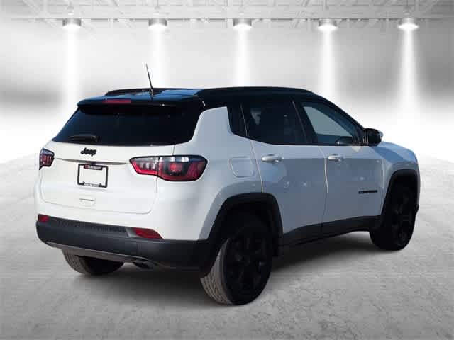 Thumbnail: 2018 Jeep Compass - 8