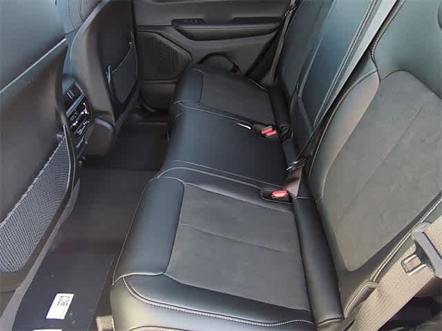 Thumbnail: 2025 Jeep Grand Cherokee - 20