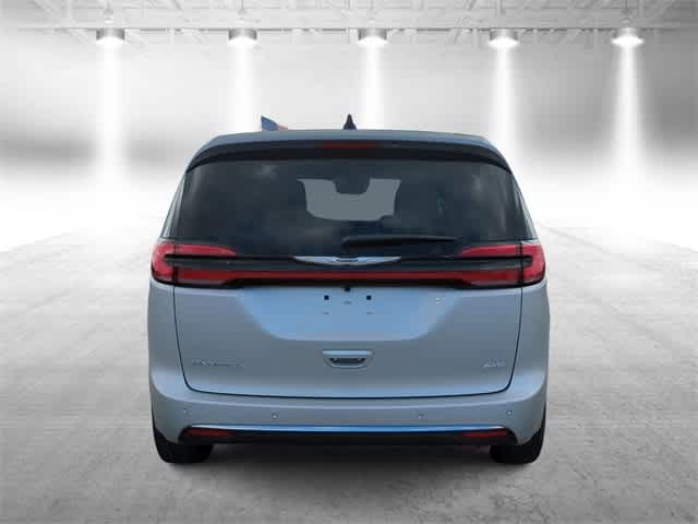 Thumbnail: 2026 Chrysler Pacifica - 7