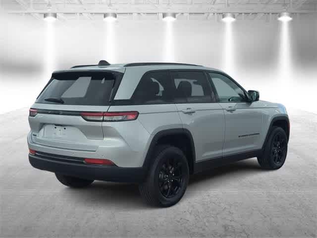 Thumbnail: 2025 Jeep Grand Cherokee - 8