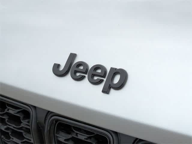 Thumbnail: 2025 Jeep Grand Cherokee - 12