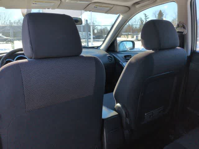 Thumbnail: 2007 Pontiac Vibe - 17