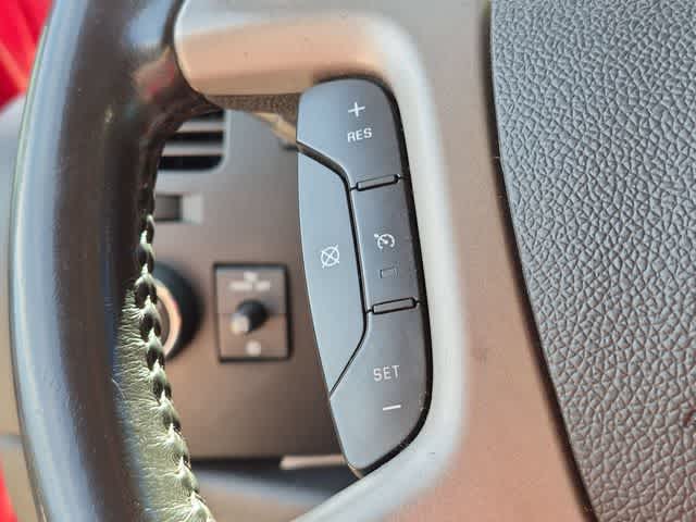 Thumbnail: 2009 GMC Sierra 2500 - 23