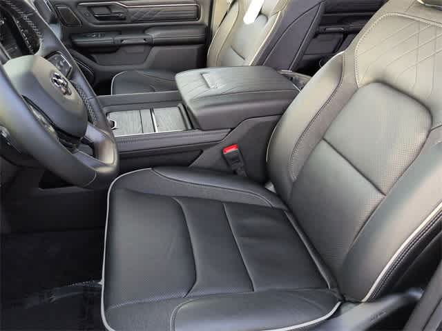 Thumbnail: 2026 RAM 1500 - 17