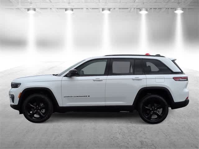 Thumbnail: 2025 Jeep Grand Cherokee - 5