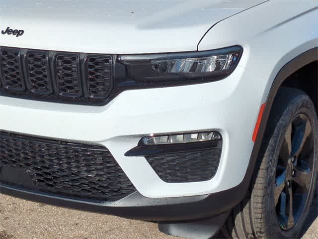 Thumbnail: 2025 Jeep Grand Cherokee - 11