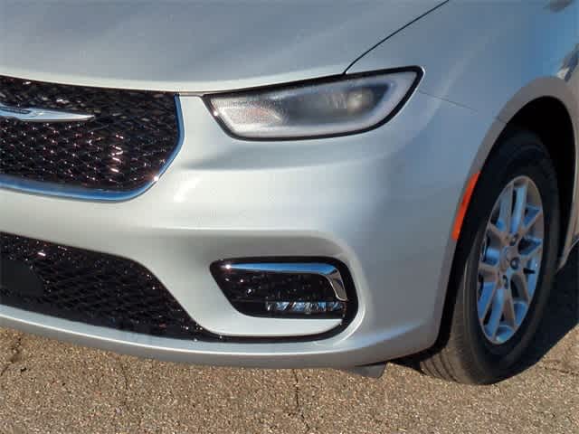 Thumbnail: 2026 Chrysler Pacifica - 11