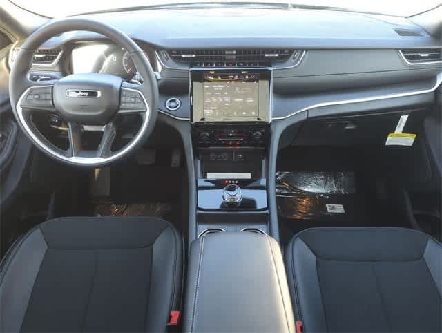 Thumbnail: 2025 Jeep Grand Cherokee L - 15