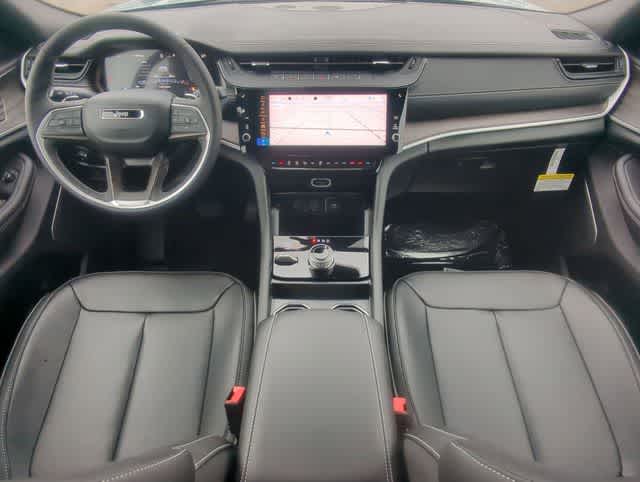 Thumbnail: 2026 Jeep Grand Cherokee - 15