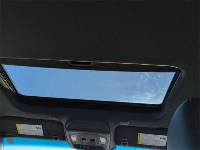 Thumbnail: 2023 Cadillac CT4 - 21