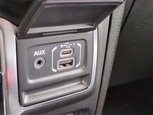 Thumbnail: 2025 Jeep Wrangler - 30