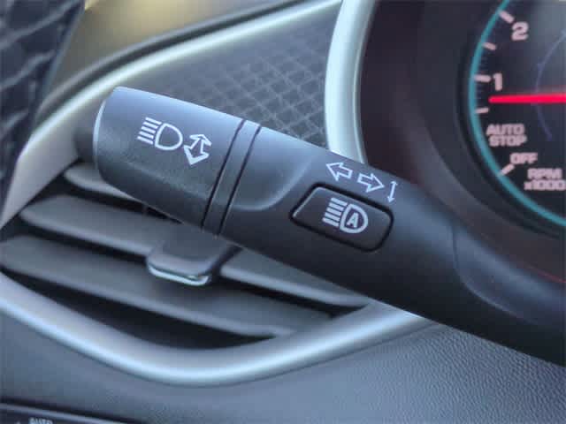 Thumbnail: 2023 Chevrolet Malibu - 27