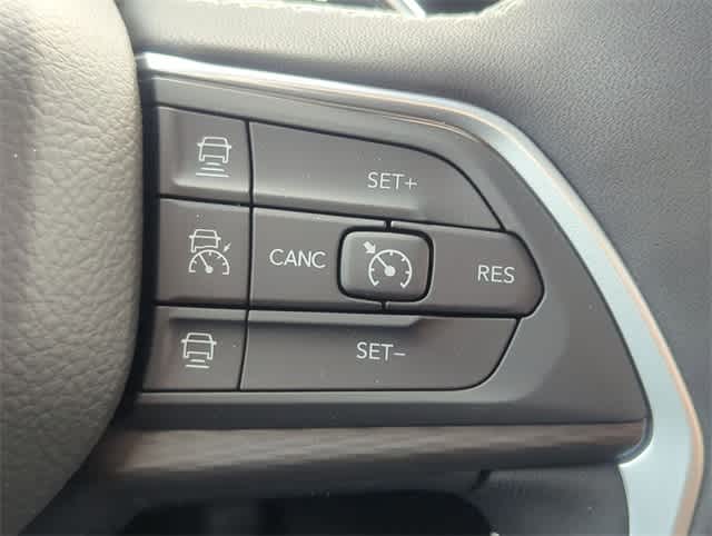 Thumbnail: 2025 Jeep Grand Cherokee L - 24