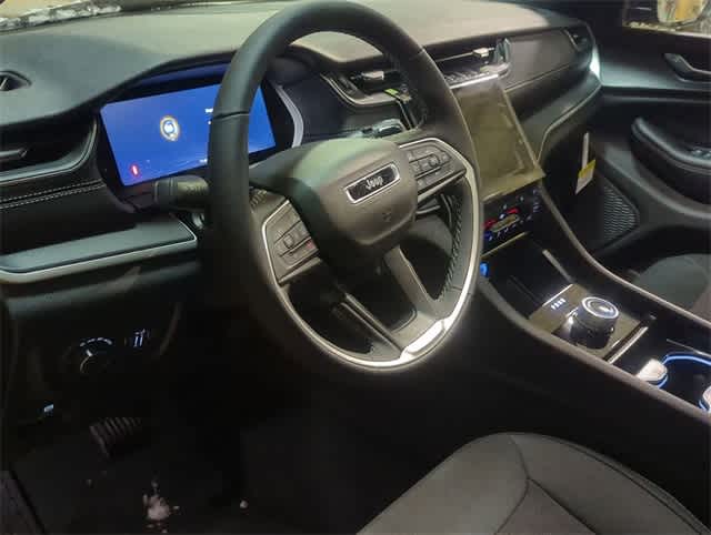 Thumbnail: 2025 Jeep Grand Cherokee L - 10