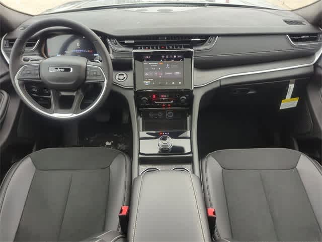 Thumbnail: 2025 Jeep Grand Cherokee L - 15