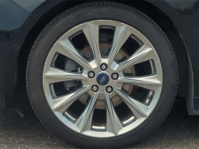 Thumbnail: 2017 Ford Fusion - 14