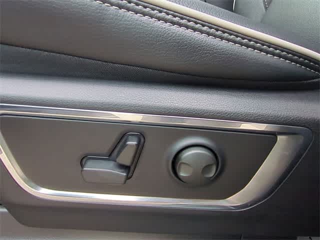 Thumbnail: 2026 RAM 1500 - 18