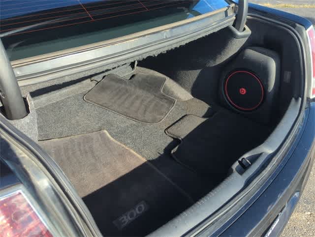 Thumbnail: 2014 Chrysler 300 - 34