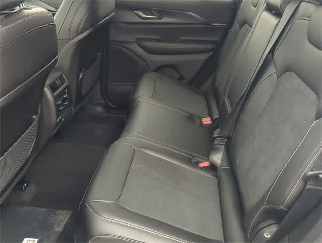 Thumbnail: 2025 Jeep Grand Cherokee - 20