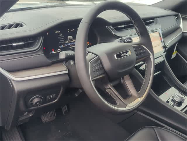 Thumbnail: 2026 Jeep Grand Cherokee - 10