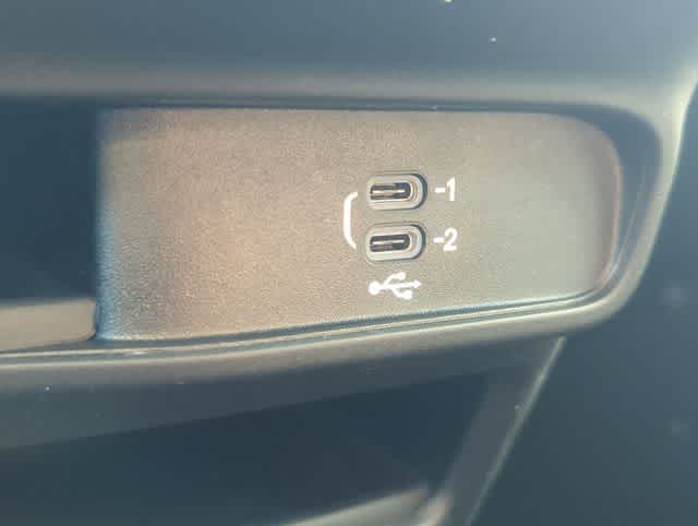 Thumbnail: 2026 Chrysler Voyager - 31