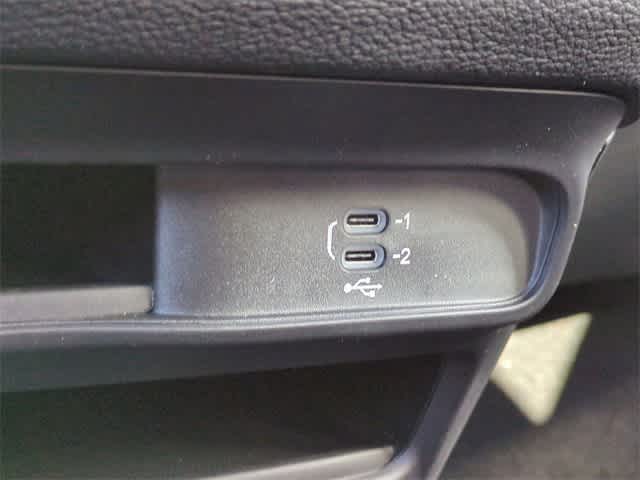 Thumbnail: 2026 Chrysler Pacifica - 31