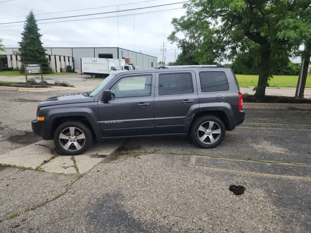Thumbnail: 2016 Jeep Patriot - 23