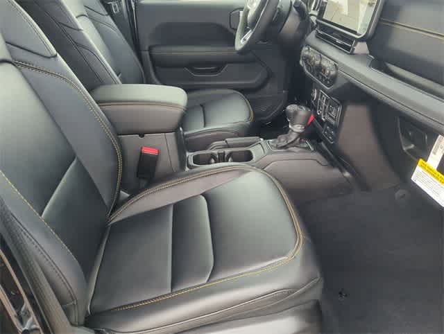 Thumbnail: 2025 Jeep Wrangler - 21