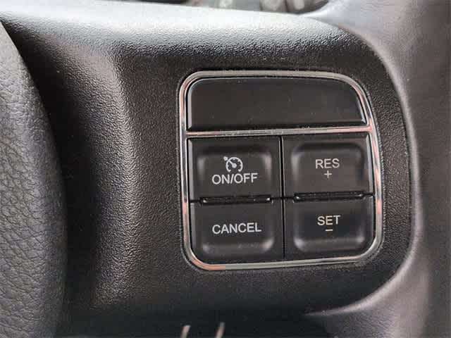 Thumbnail: 2016 Jeep Wrangler - 25