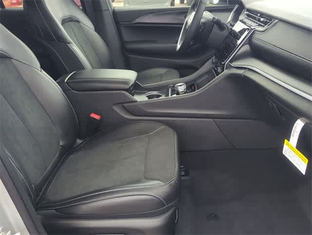 Thumbnail: 2025 Jeep Grand Cherokee - 23