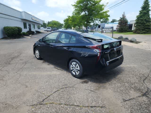 Thumbnail: 2016 Toyota Prius - 11