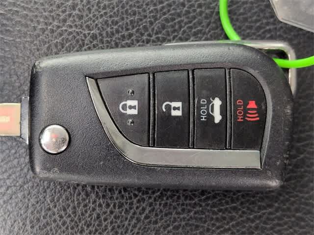 Thumbnail: 2023 Toyota Camry - 32